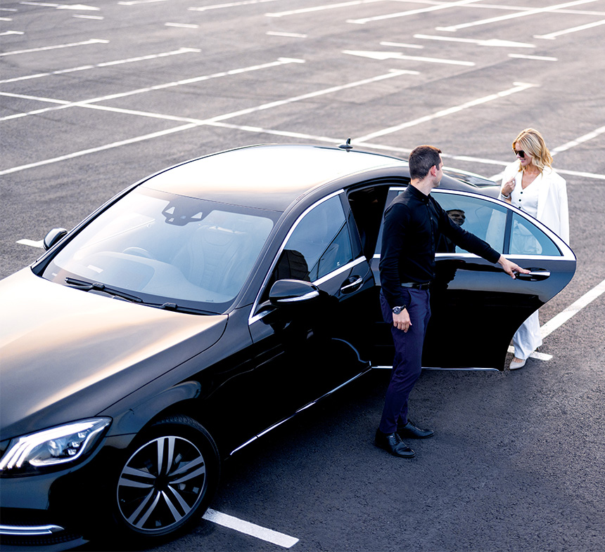 male-opening-car-door-for-female